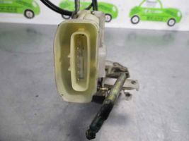 Toyota Prius (XW10) Front door lock 6904047040