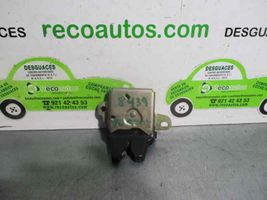 Toyota Prius (XW10) Blocco chiusura del portellone 6461047011