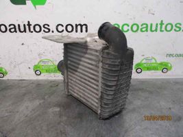 Hyundai Trajet Chłodnica powietrza doładowującego / Intercooler 2827027110