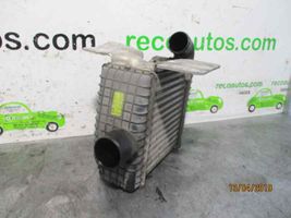 Hyundai Trajet Chłodnica powietrza doładowującego / Intercooler 2827027110