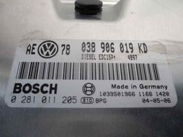 Volkswagen PASSAT B5 Moottorin ohjainlaite/moduuli 038906019KD