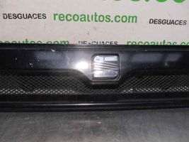 Seat Ibiza I (021A) Grille de calandre avant 530120