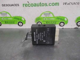 Toyota Avensis T250 Unidad de control/módulo del bloqueo de puertas 8974105030