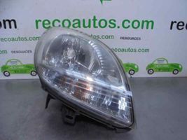 Nissan Kubistar Lampa przednia 8200589033