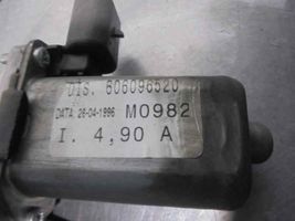 Alfa Romeo 145 - 146 Alzacristalli elettrico della portiera anteriore 606096520