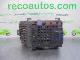 Renault Laguna I Modulo fusibile 7700821586