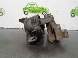 KIA Rio Supporto di montaggio del motore W5112256