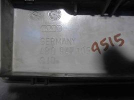 Audi A8 S8 D3 4E Rivestimento della console di illuminazione installata sul rivestimento del tetto 4B0947105