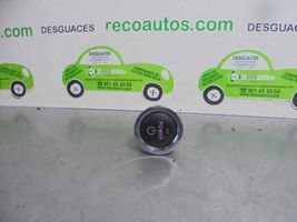 Toyota Prius (XW50) Autres commutateurs / boutons / leviers 15A8543