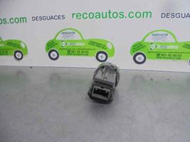 Toyota Prius (XW50) Autres commutateurs / boutons / leviers 15A8543