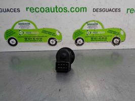 Renault Kangoo III Przycisk regulacji lusterek bocznych 7700803531A