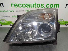 Opel Signum Lampa przednia 15588801