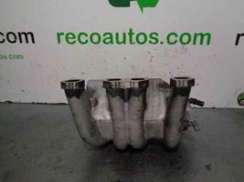 Renault Laguna I Collettore di aspirazione 7700870492