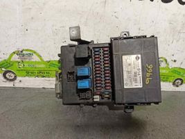 Nissan Primera Module de fusibles 285519F914