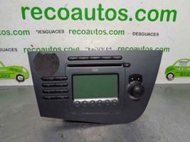 Seat Leon (1P) Panel / Radioodtwarzacz CD/DVD/GPS 1P1035186