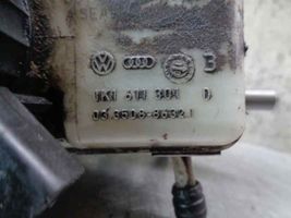 Volkswagen Caddy Główny cylinder hamulca 1K0945459A