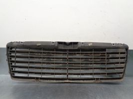 Mercedes-Benz E W210 Grille de calandre avant 2108880123