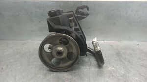 Peugeot 206+ Pompe de direction assistée 9686525380