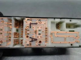 Nissan Tiida C11 Interrupteur commade lève-vitre 25401EL30A