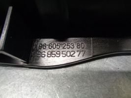 Peugeot 508 II Galinė atidarymo rankenėlė vidinė 9660525380