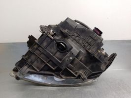 Volkswagen Touareg I Lampa przednia 7L6941016BK