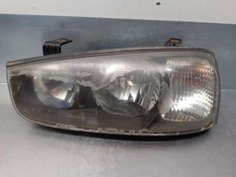 Hyundai Elantra Phare frontale 921012DXXX