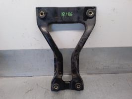 KIA Pregio Supporto di montaggio del motore 0K76K39380