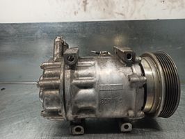 Dacia Sandero Compressore aria condizionata (A/C) (pompa) 926006229R