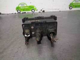 Peugeot 106 Przekaźnik / Modul układu ogrzewania wstępnego 7700870715B