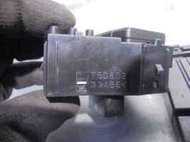 Toyota Prius (XW50) Boutons / interrupteurs volant 75D802