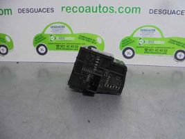 Toyota Prius (XW50) Boutons / interrupteurs volant 75D802