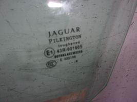 Jaguar XF Vetro del finestrino della portiera anteriore - quattro porte C2Z2819