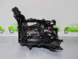 Toyota Prius (XW50) Module de fusibles 