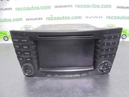 Mercedes-Benz E W211 Radio/CD/DVD/GPS-pääyksikkö 