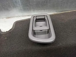 Nissan PickUp Maniglia interna per portiera anteriore 