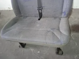 Nissan Primastar Fotel przedni pasażera 4168311