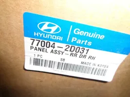 Hyundai Elantra Porte arrière 770042D031