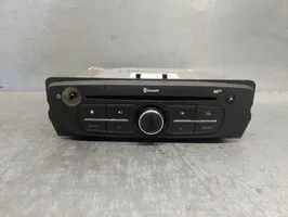 Renault Kangoo II Radio/CD/DVD/GPS-pääyksikkö 281152808R