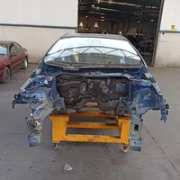 Toyota Auris E180 Arche d'aile arrière 6150302150