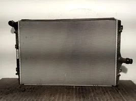 Volkswagen PASSAT B7 Radiateur de refroidissement 1K0121251EH