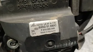 Mazda 323 Feu antibrouillard avant B25G51680C