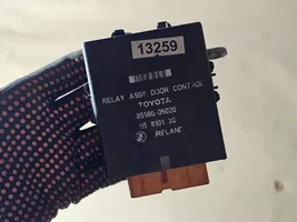 Toyota Carina T210 Durų elektronikos valdymo blokas 8598005020