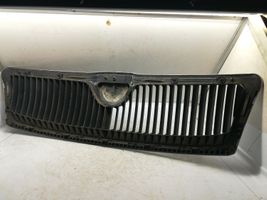 Skoda Octavia Mk2 (1Z) Grille calandre supérieure de pare-chocs avant 