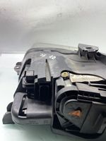 Audi Q7 4L Lampa przednia 