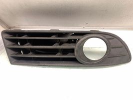 Volkswagen Polo IV 9N3 Front fog light trim/grill 