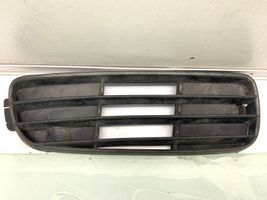 Audi 80 90 S2 B4 Grille inférieure de pare-chocs avant 