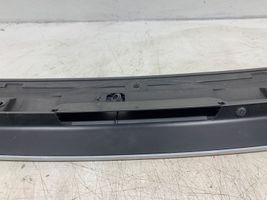 BMW X5 E53 Spoiler tylnej szyby klapy bagażnika 