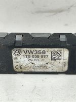 Volkswagen Touran I Pystyantennivahvistin 1T0035577