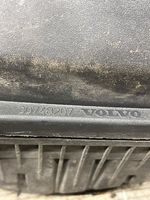 Volvo V70 Obudowa filtra powietrza 30748207