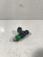 Volkswagen Polo Injecteur de carburant 03E906031